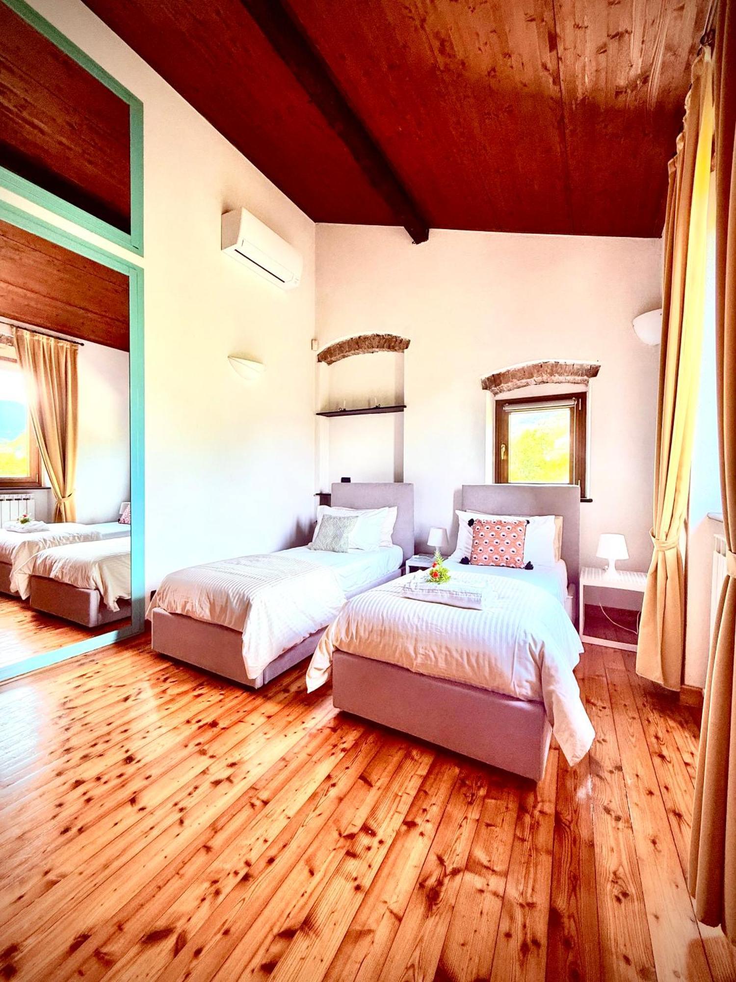 La Villetta - Cozy House With Parking, Wifi, Wall Box And Air Conditioning Rapallo Exterior photo